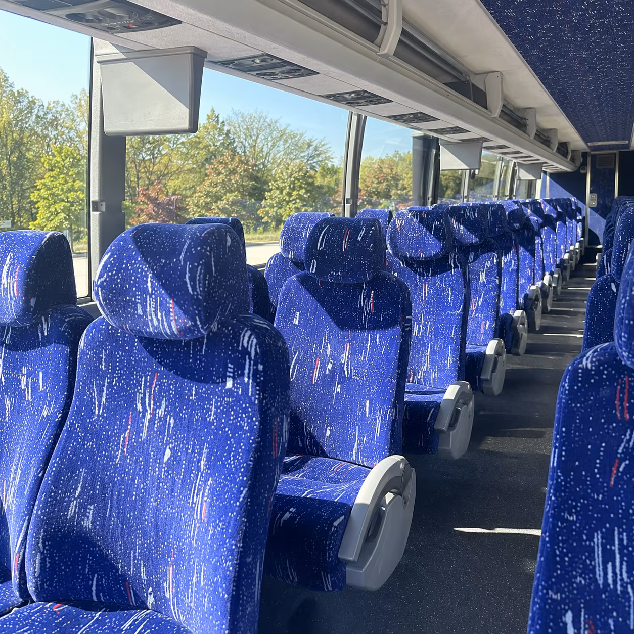 bowiecharterbuscompany com makes corporate group transportation in bowie simple